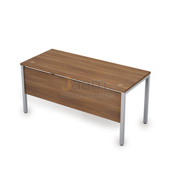 Мебель для персонала Стол рабочий с экраном из ЛДСП 6МД.064